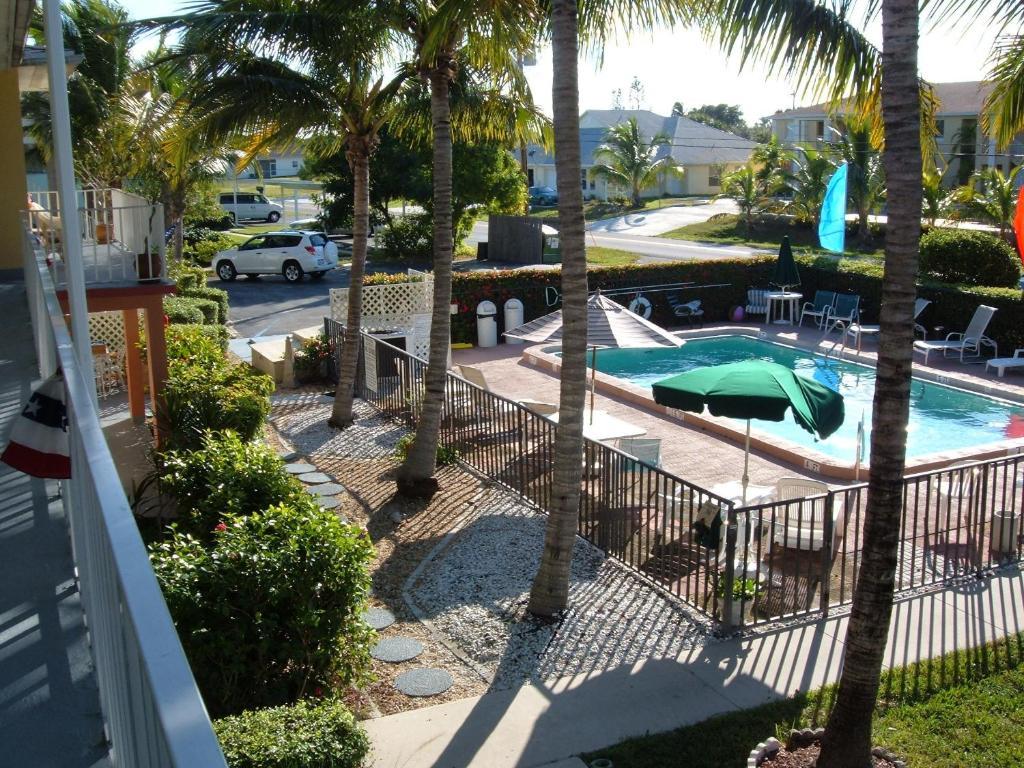 Hideaway Waterfront Resort Cape Coral Extérieur photo