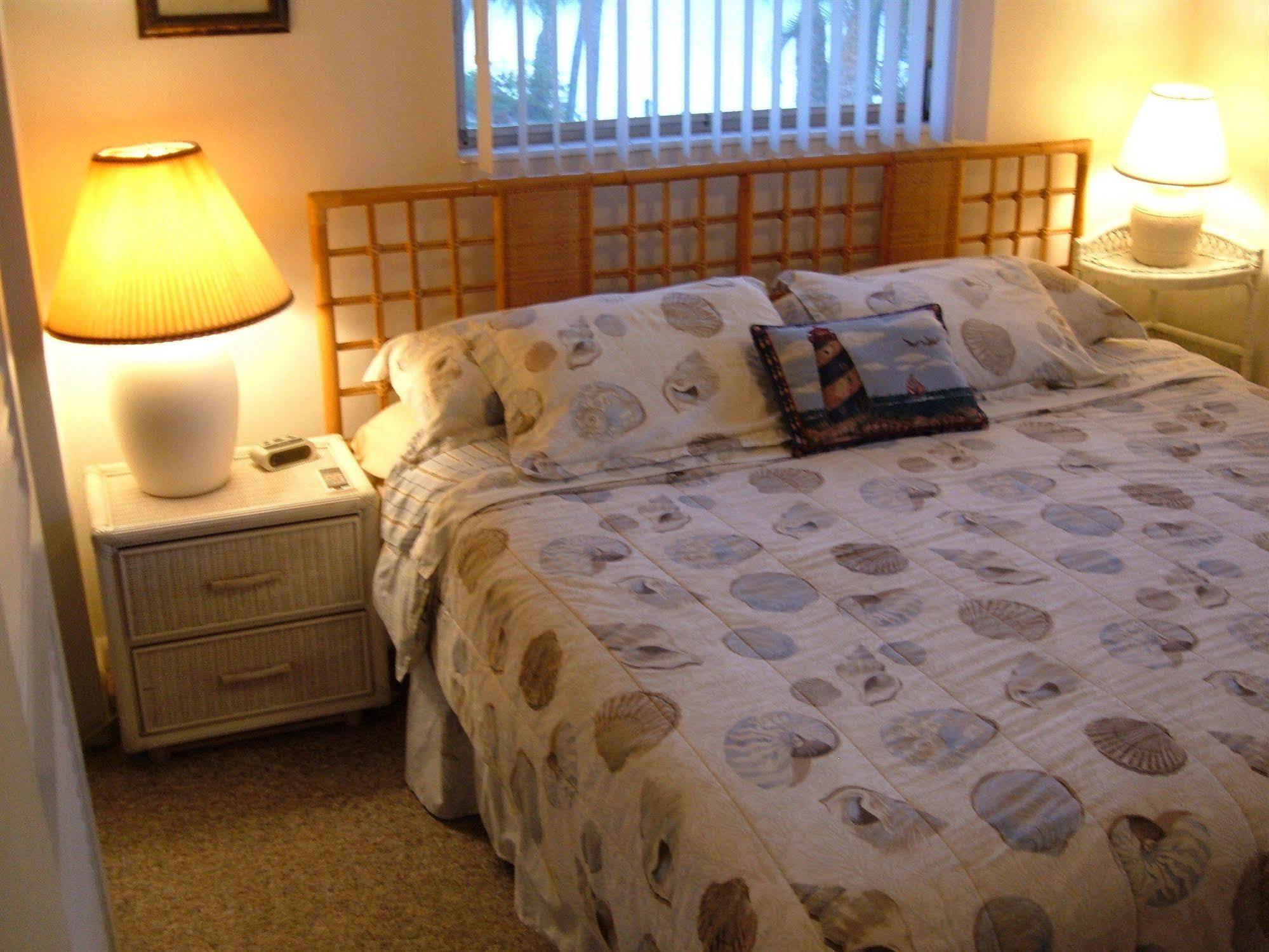Hideaway Waterfront Resort Cape Coral Extérieur photo
